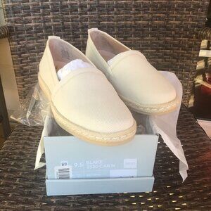 ABEO Blake Women's Canvas Slip-on